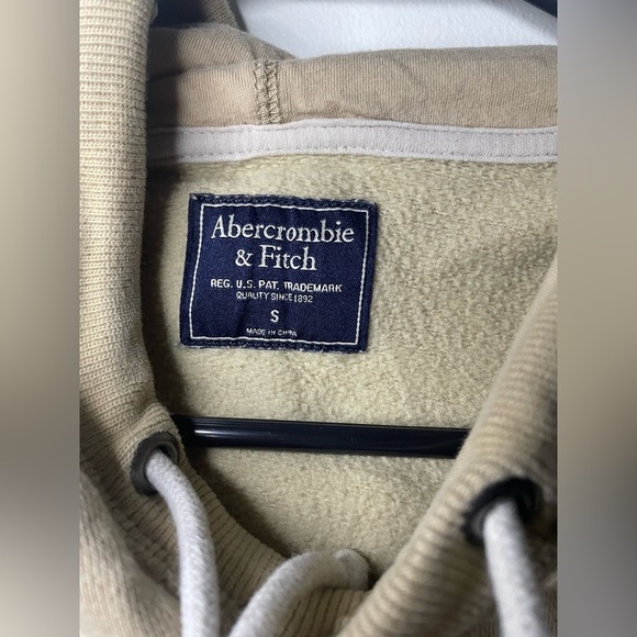 Abercrombie and Fitch melting, rainbow hoodie, size small - Picture 7 of 11